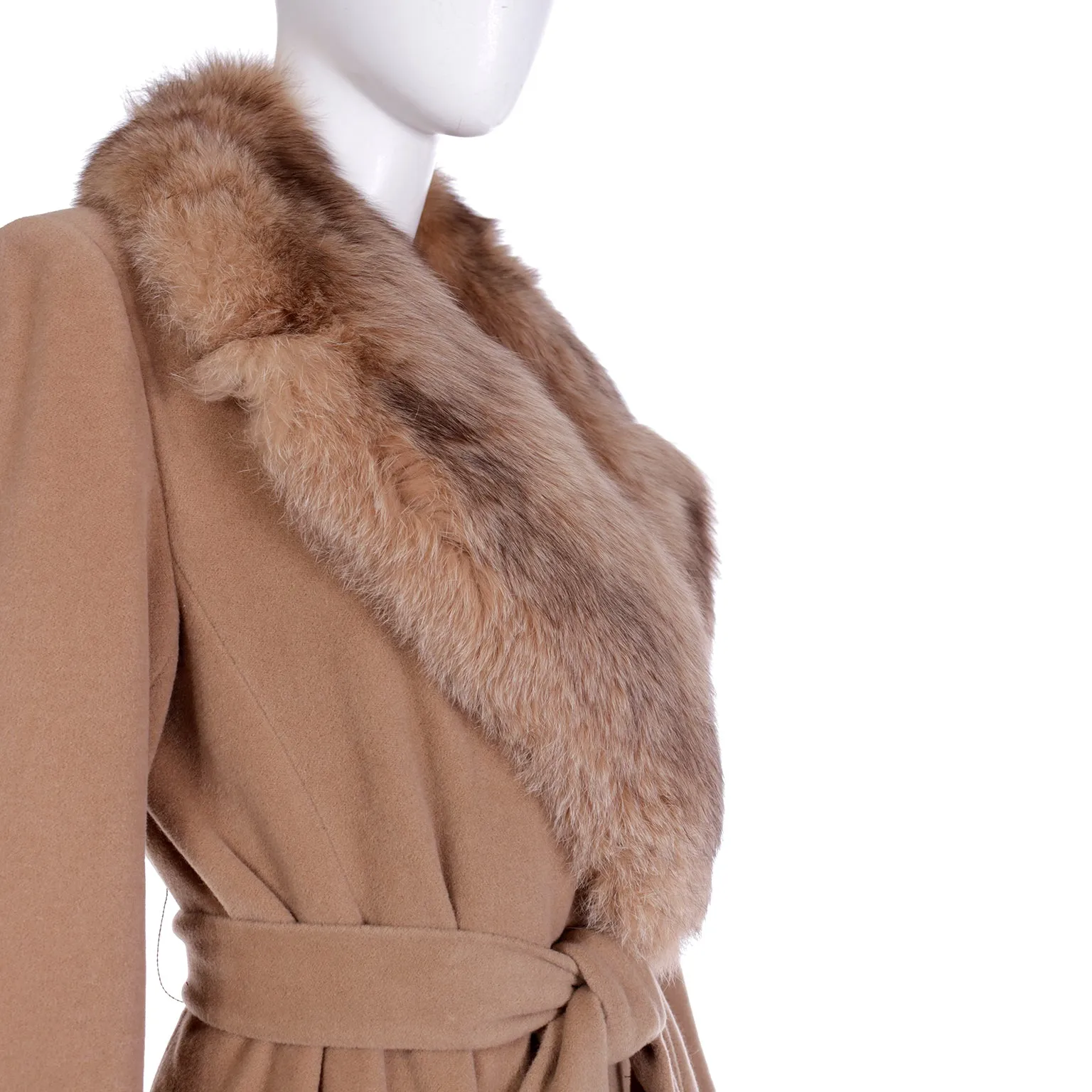 1990s Isaac Mizrahi Camel Brown Coat w/ Fox Fur Lapel