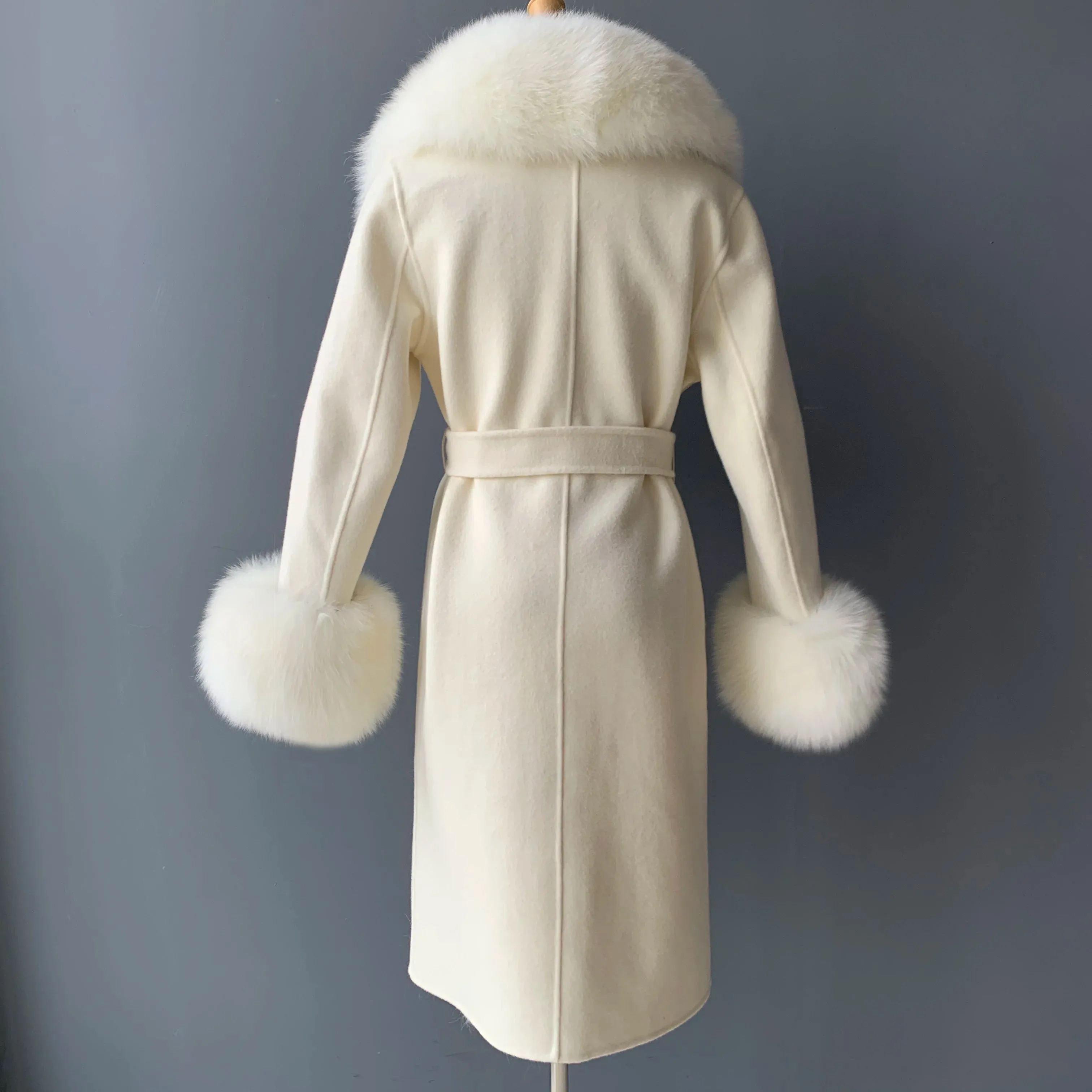 Cashmere Wool Coat with Genuine Fox Fur Trim