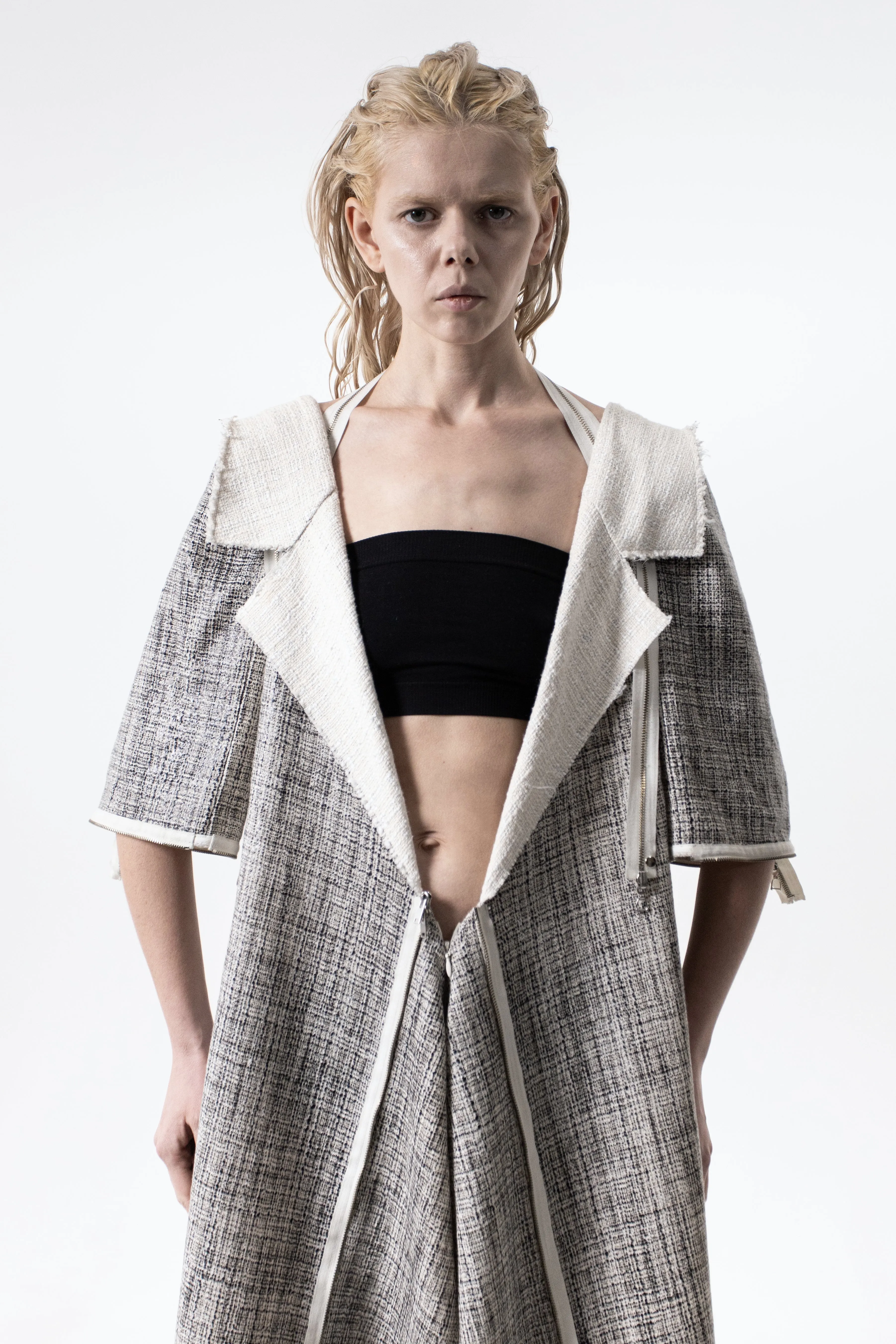 DUALITY 10 -way transforming piece: coat / jumpsuit / vest / dress / 4 bags