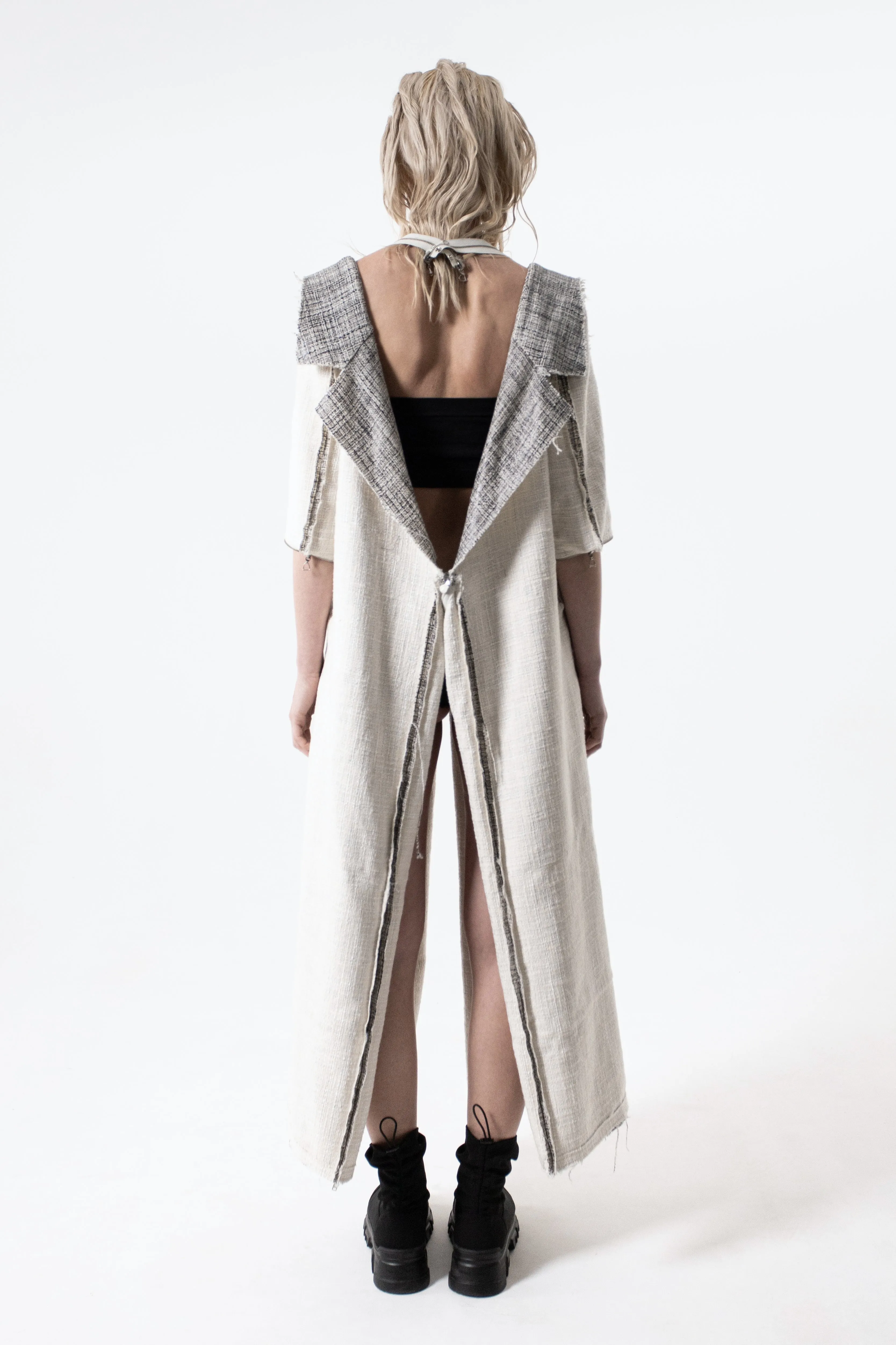 DUALITY 10 -way transforming piece: coat / jumpsuit / vest / dress / 4 bags