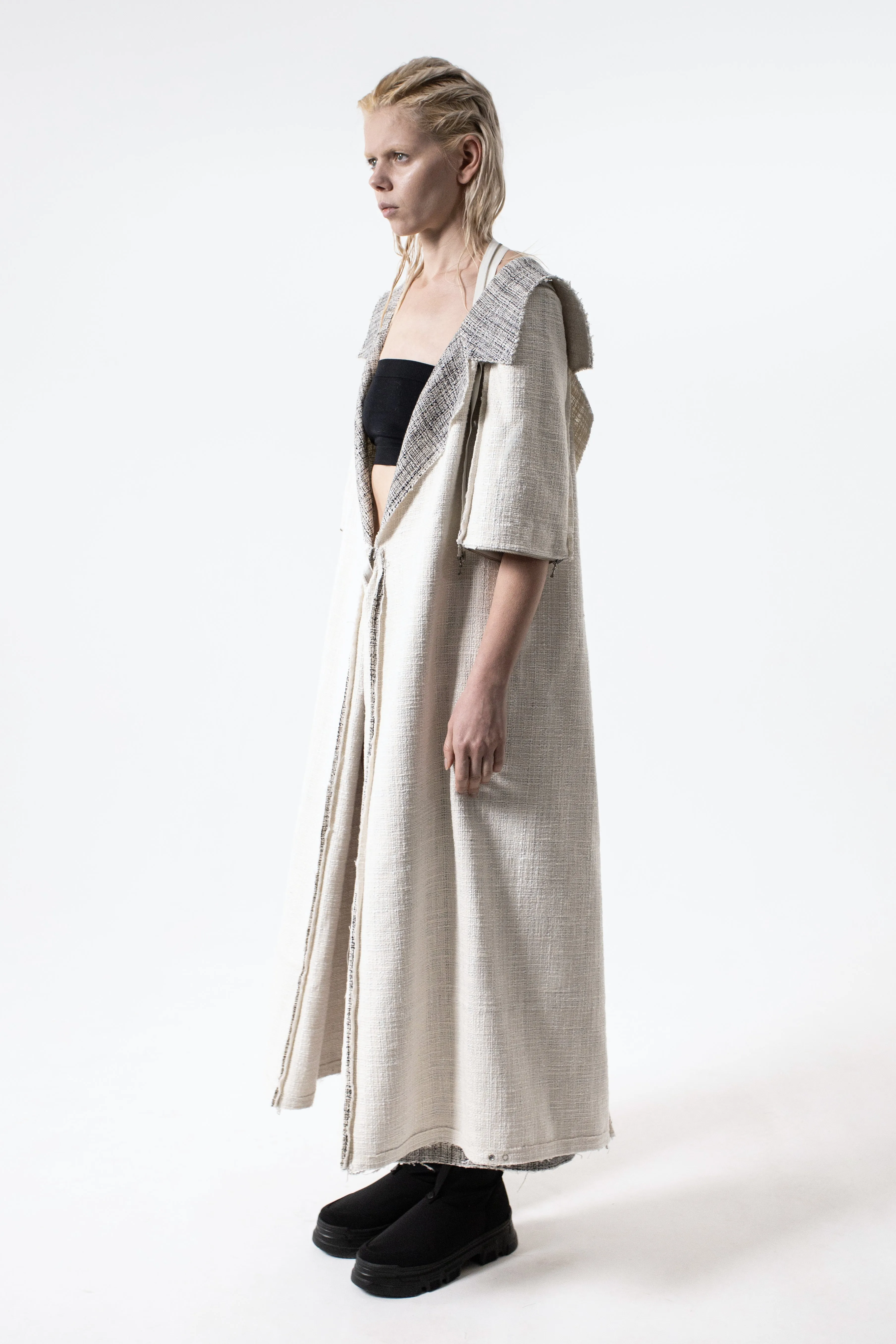 DUALITY 10 -way transforming piece: coat / jumpsuit / vest / dress / 4 bags