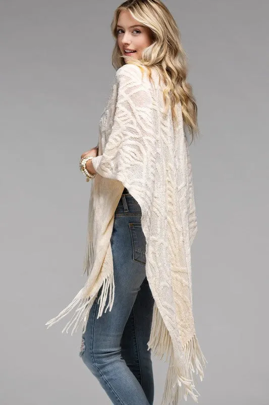 EMBOSSED PATTERN RUANA W/ FRINGE (IVORY)