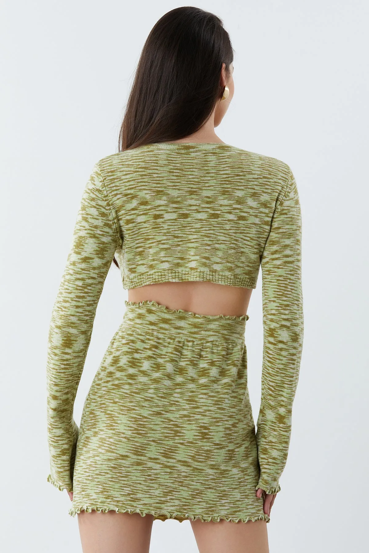 Lettuce Trim Cut Out Crop Pullover