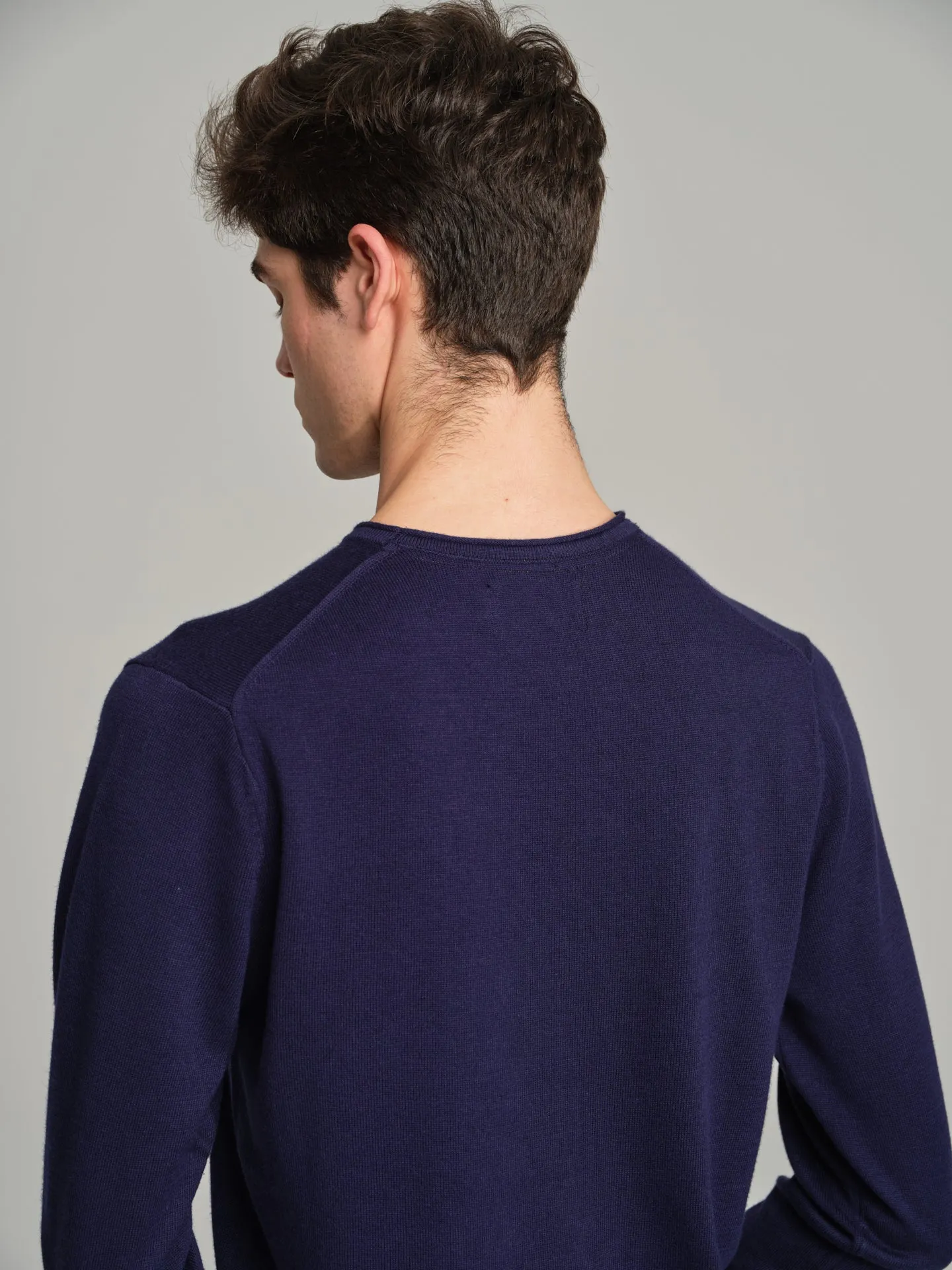 Long sleeve crew neck sweater