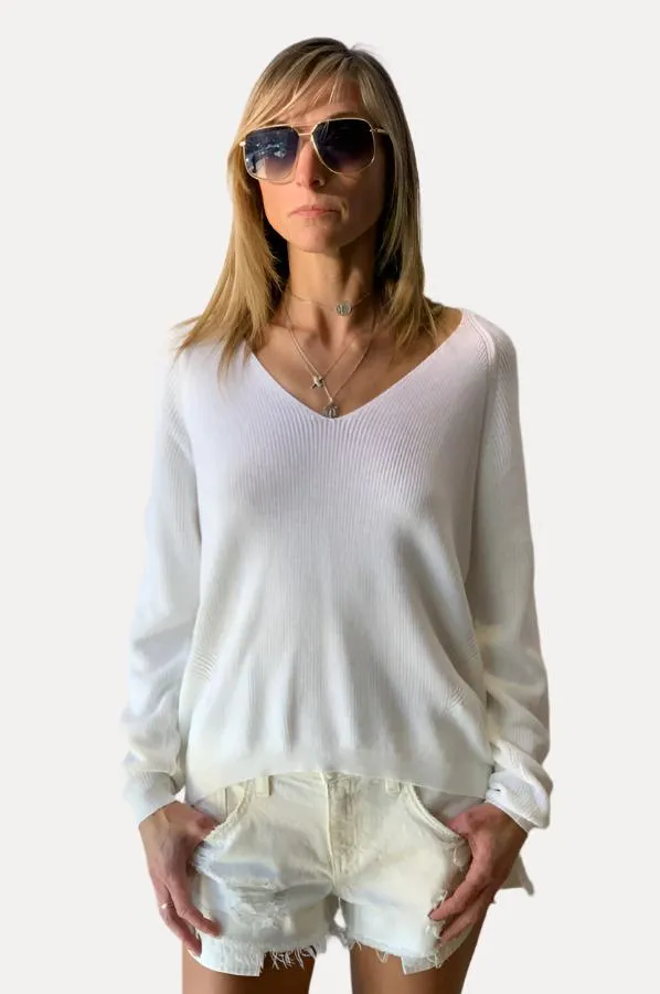 Long Sleeve v Neck - White