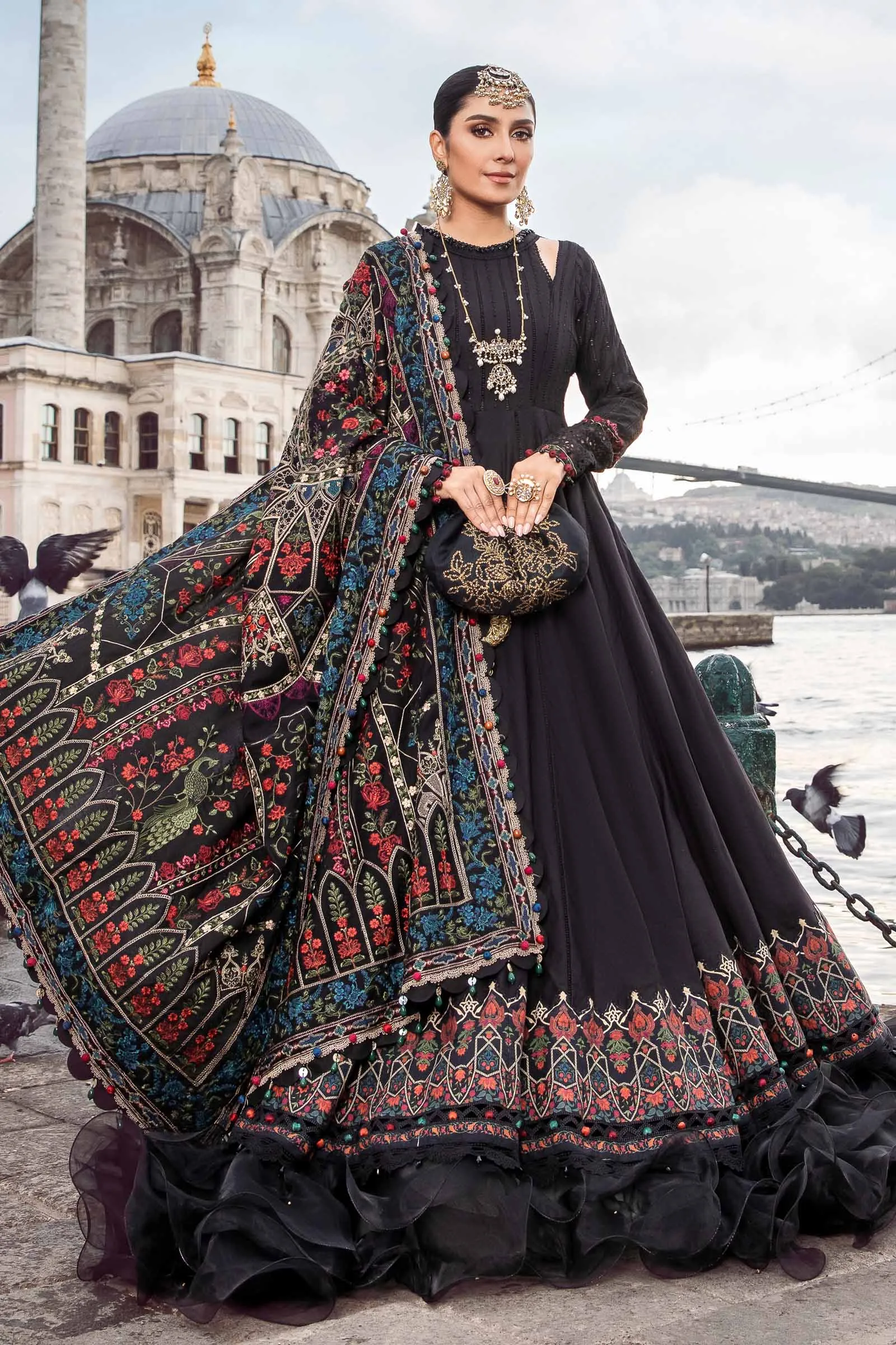 MARIA.B Linen Winter Collection – Black DL-1101