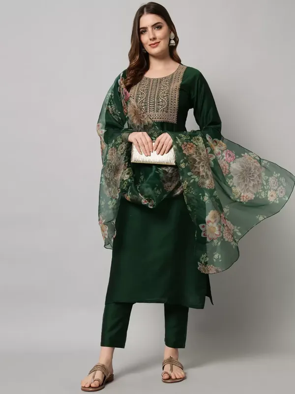 Womens Dark Green Cotton Silk Embroidery Kurta Pant Set With Dupatta