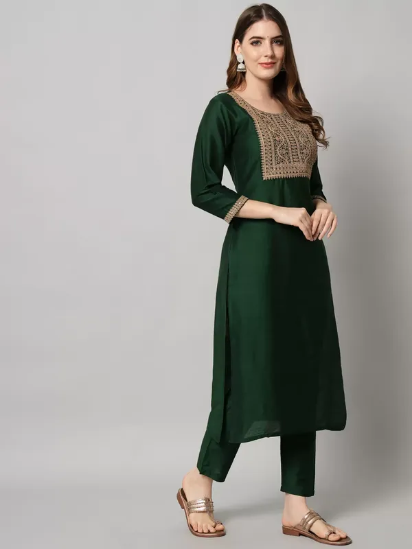 Womens Dark Green Cotton Silk Embroidery Kurta Pant Set With Dupatta